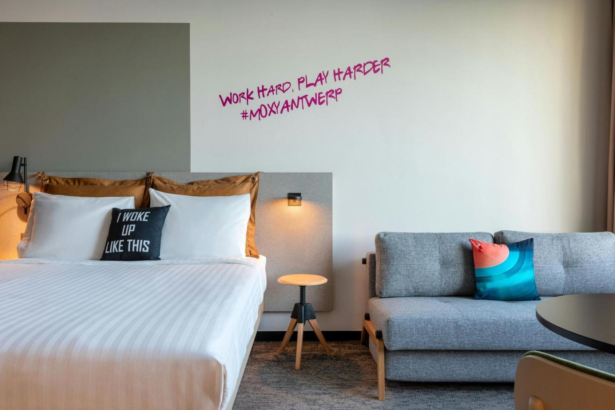 Moxy Antwerp 호텔 외부 사진