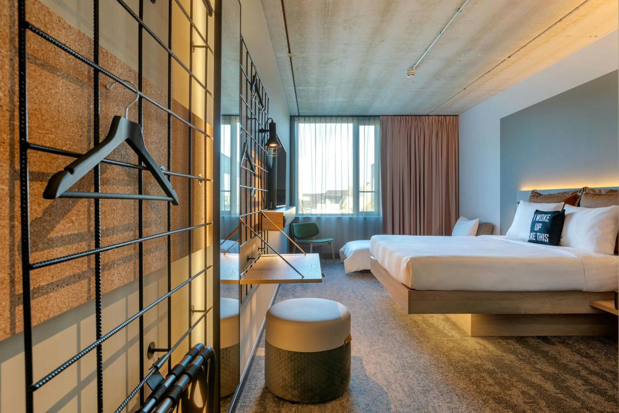 Moxy Antwerp 호텔 외부 사진