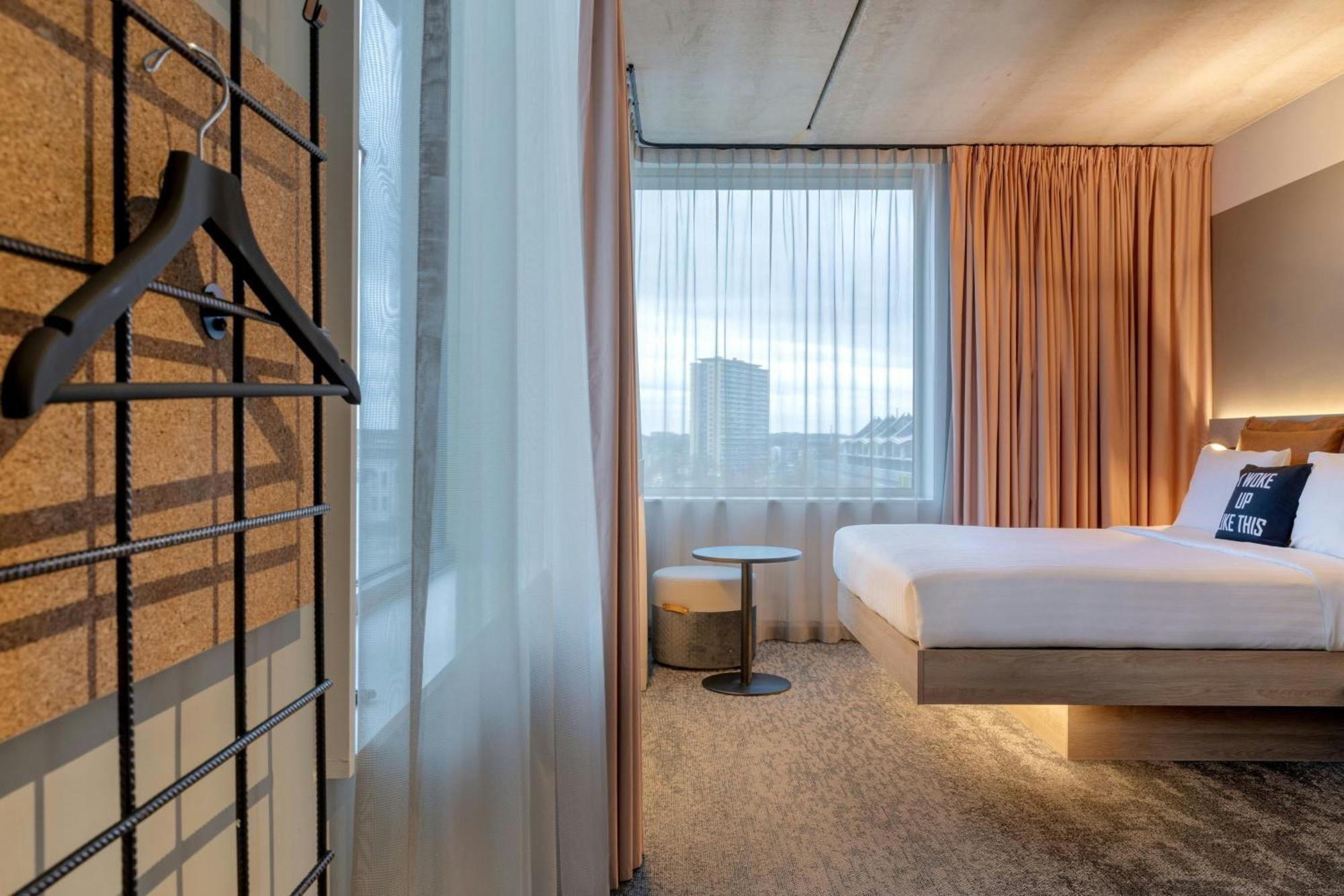 Moxy Antwerp 호텔 외부 사진