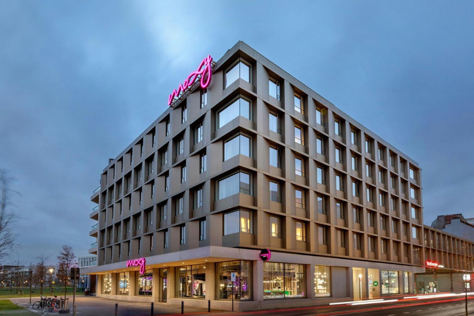 Moxy Antwerp 호텔 외부 사진
